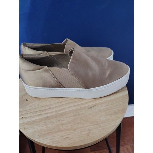 Vince Gold Satin Platform Womens Sneaker Shoes Size 9.5 - Picture 6 of 9